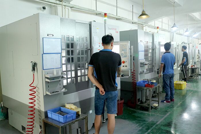 拓維模型五軸機加工設備